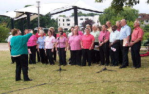 Singspiration in the Riverside Gardens